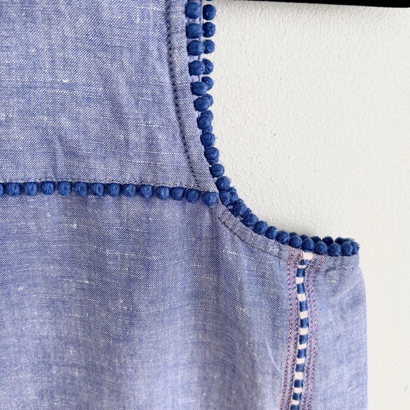 J. Crew Tank Top Chambray Denim Crew Neck Button Back with Pompom Trim Size 0 - Picture 2 of 9